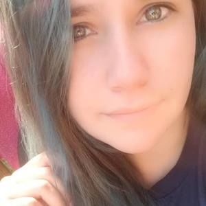 Meet your Posher, Lorraine